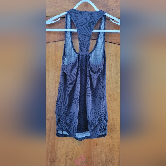 Womens size small athletic wear tang top - Picture 4 of 4